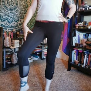 Workout capri leggings
